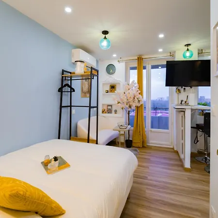 Guest house Paris - Blue Sky 3*